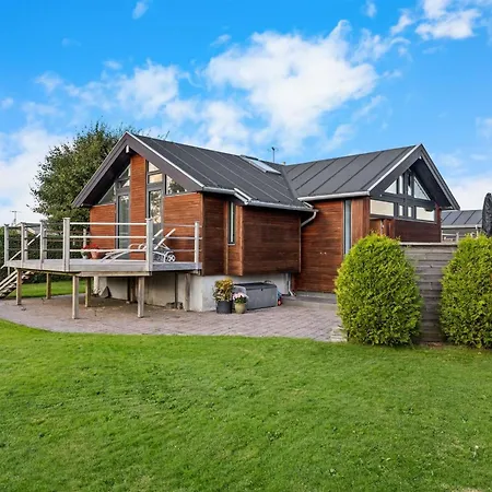 Holiday home Berner - 40m From The Sea By Interhome Otterup